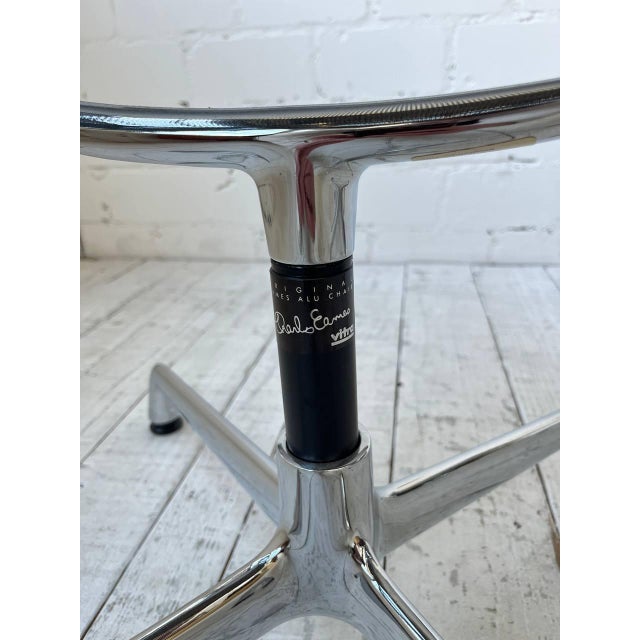 EA 108 Chair by Charles & Ray Eames for Vitra, 1990 For Sale - Image 14 of 15