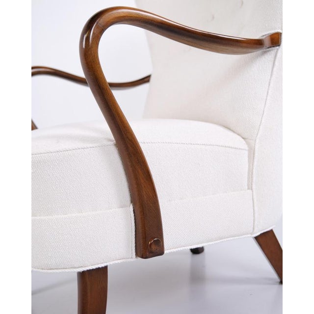 High-Back Armchair Model 23B in Polished Wood and Light Upholstery, 1940s For Sale - Image 9 of 11