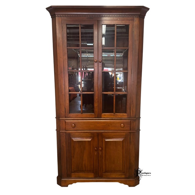 Vintage Traditional American Style Mahogany Corner / Display Cabinet For Sale - Image 12 of 12