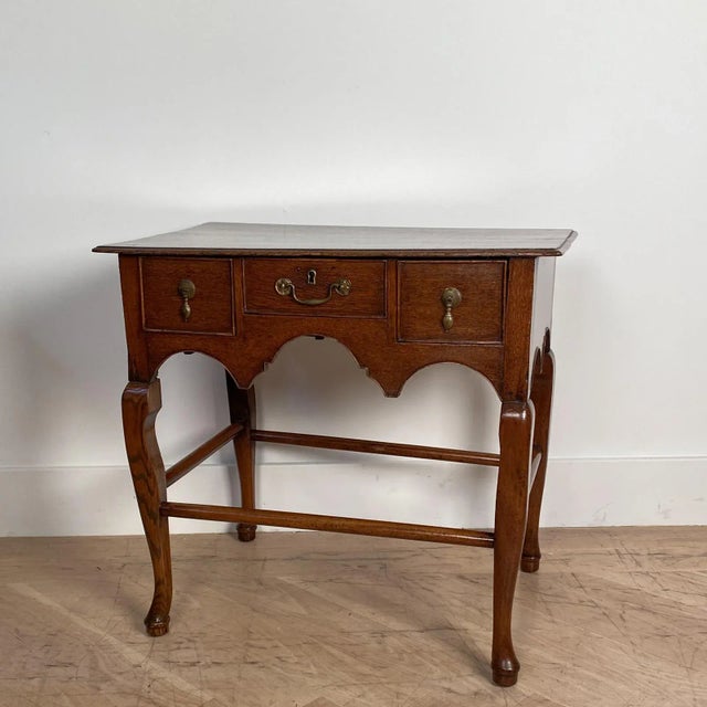 Handmade English Georgian oak low boy, dressing table, circa 1780.