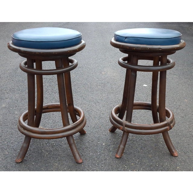 Mid-Century Modern Pair Mid 20th Century Towne Manufacturing Ratttan Bar Stools For Sale - Image 3 of 11