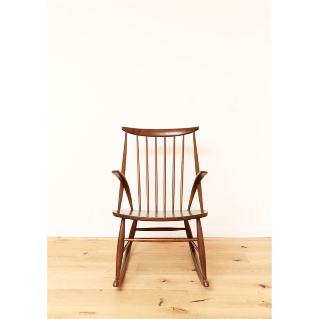 Mid-Century Modern IW3 Rocking Chair by Illum Wikkelsø for Niels Eilersen, 1960s For Sale - Image 3 of 15