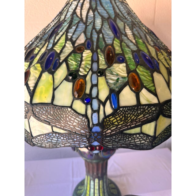 1980s Vintage 1980s Art Nouveau Dragonfly Stained Glass Double-Lit Desk or Table Lamp For Sale - Image 5 of 17
