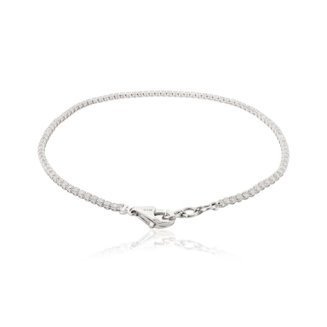 Round Diamond Sleek Tennis Bracelet in 18k White Gold For Sale - Image 4 of 10
