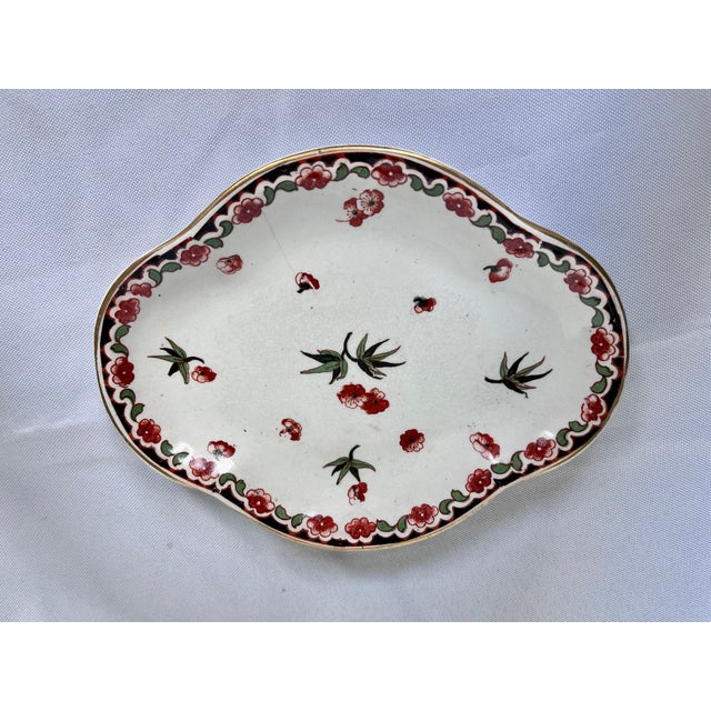 Late 1800s English Imari Style Miniature Sauce Tureen With Tiered Double Underplates For Sale - Image 18 of 18