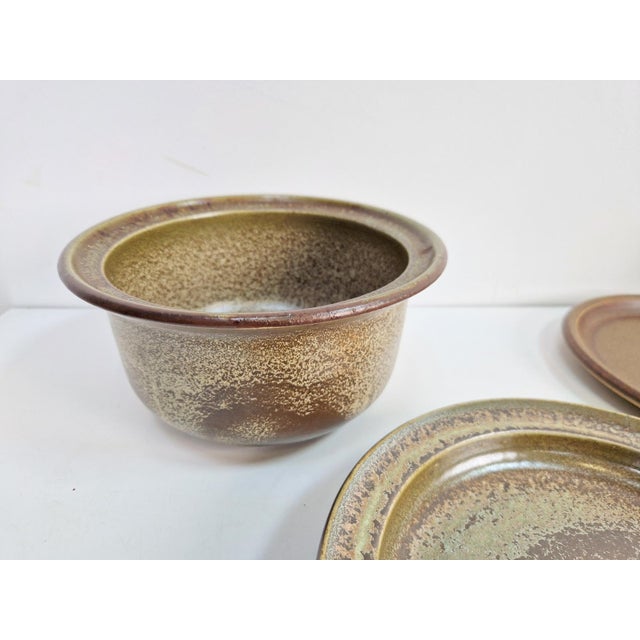 1970s Vintage Arts and Craft Pottery Tableware Set by Gert De Rijk, 1976, Set of 22 For Sale - Image 5 of 17