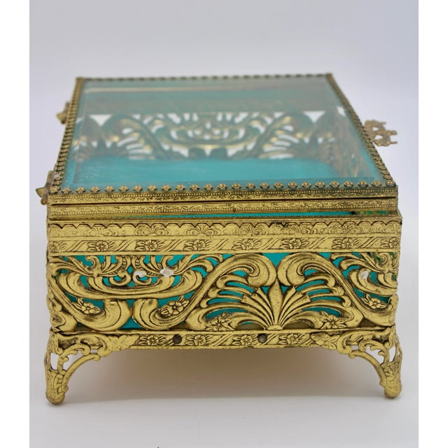 1920s Antique French Art Nouveau Brass Beveled Glass Jewelry Box For Sale - Image 5 of 12