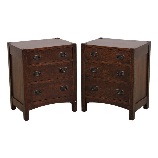 Pair of Stickley Mission Oak Nightstands For Sale