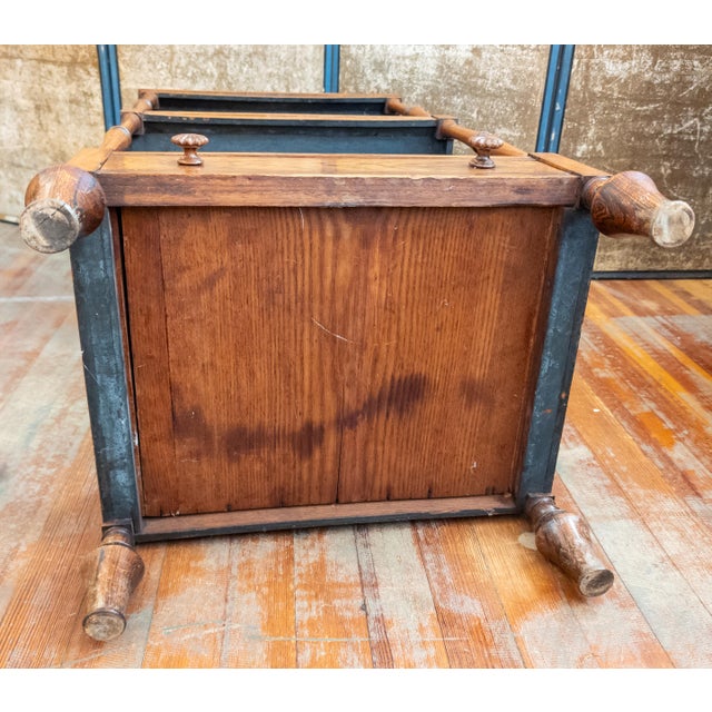 19th Century English Regency Rosewood Etagere Shelf With Gallery For Sale - Image 12 of 18
