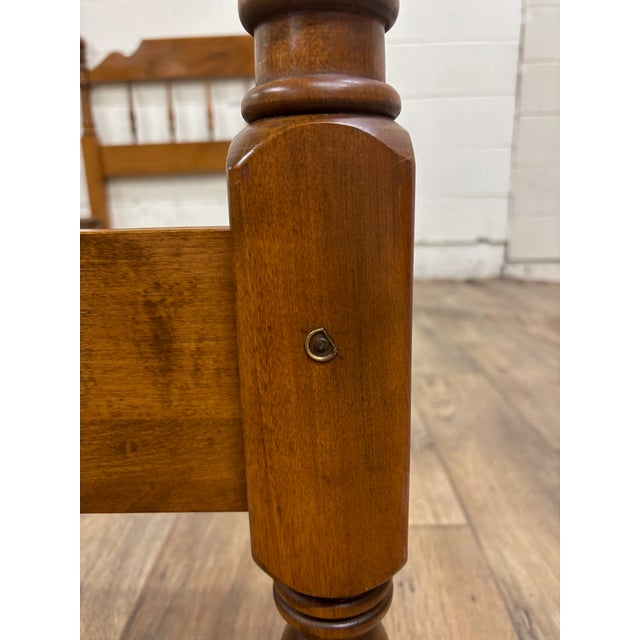 Vintage Ethan Allen Heirloom Nutmeg Maple Twin Size Colonial Style