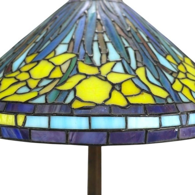 Blue Late 20th Century Tiffany Style Leaded Stained Glass Daffodil Table Lamp With Bronzed Base For Sale - Image 8 of 15