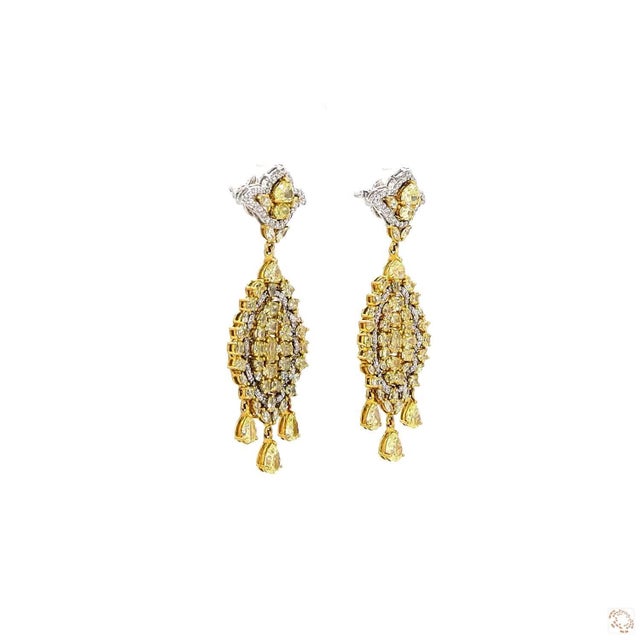 0.87 Carat Round Brilliant Cut White Diamond Yellow Diamond Gold Earrings, Pair For Sale - Image 9 of 9