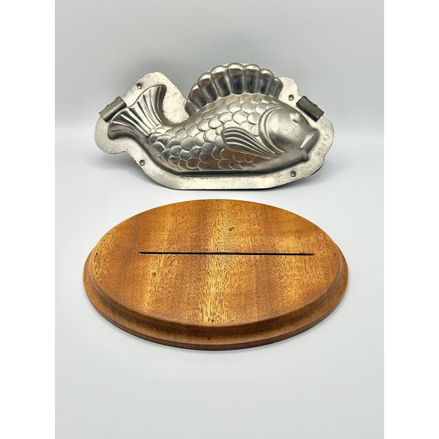 Vintage Belgian Fish Chocolate Mold – Waldek Dilbeek – Mid-20th Century Tinplate Candy Mold For Sale - Image 4 of 8