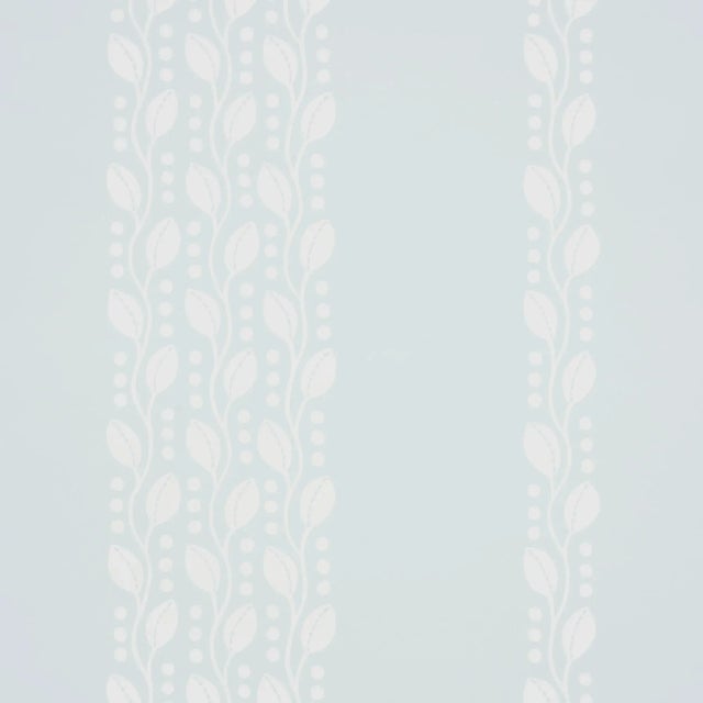 This listing is for a wallpaper sample only. If you'd like to purchase this wallpaper, please click here:...