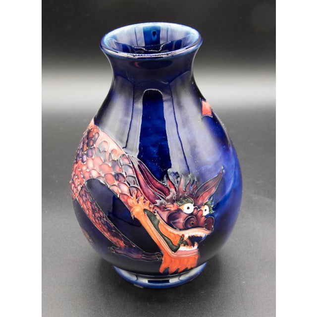 Moorcroft Pottery Dragon Vase – William John Moorcroft – Tube-Lined, 1987 - 8" For Sale - Image 4 of 6