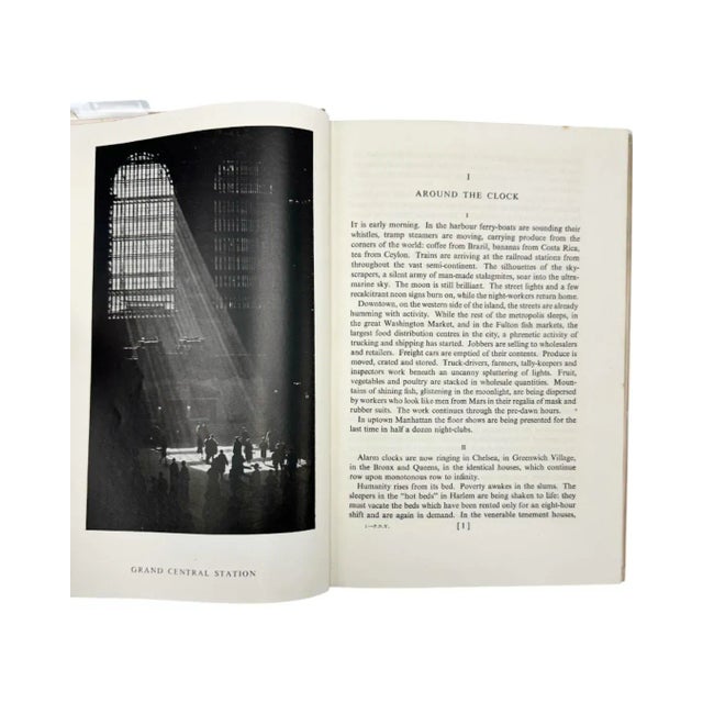 Portrait of New York by Cecil Beaton 1948 First Revised Edition Hardcover Book For Sale In Washington DC - Image 6 of 13