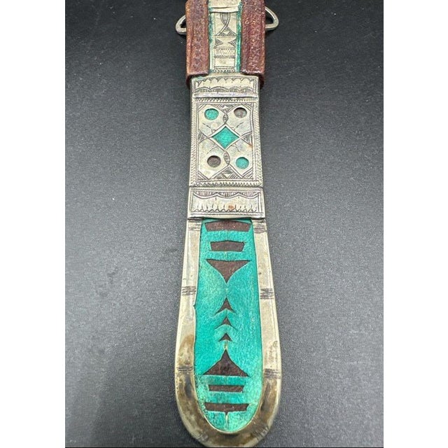 This Tuareg dagger is more than a weapon — it’s a piece of Saharan cultural history shaped by nomadic craftsmanship and...