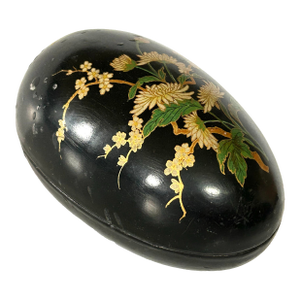 Japanese Lacquered Hinged Easter Egg Box