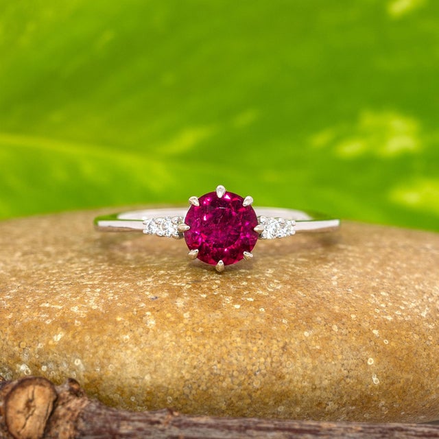 2020s Rubellite Tourmaline Ring With Earth Mined Diamonds: Solid 14k Gold,, Size 6.75 For Sale - Image 5 of 9