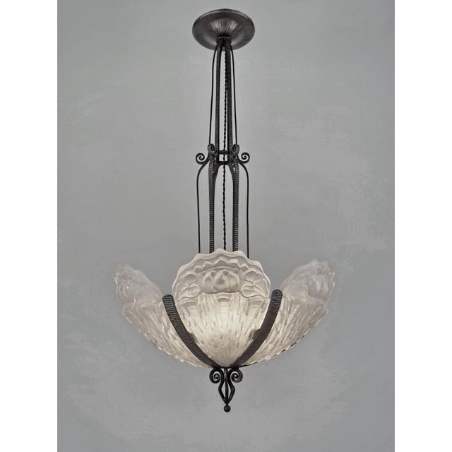 Morin et Cie. & Val Saint-Lambert A rare large French 1925-1930 art deco six light chandelier in wrought iron holding 6...