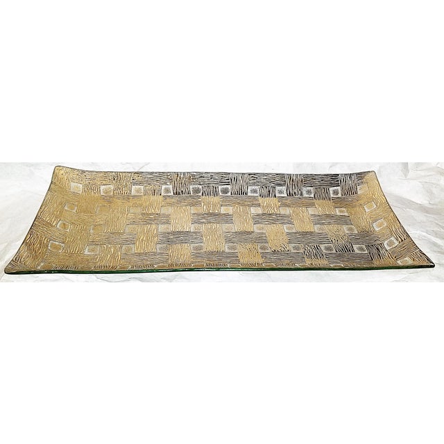 It's 1962 all over again with this gold weave glass serving platter, curled edges make it a perfect serving plate for...