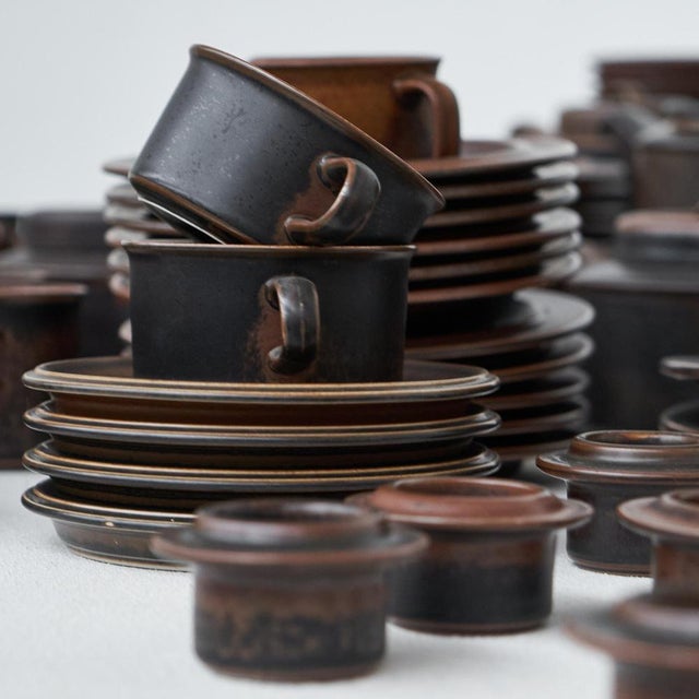 Ruska Tableware by Ulla Procopé for Arabia, 1970s, Set of 172 For Sale - Image 4 of 18