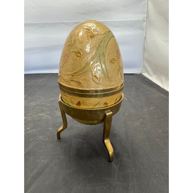 VTG Cloisonne Enamel Brass Egg On Stand Lift Off Trinket Box 6" Cream Peach Pink Green Beautiful vintage decorative egg...