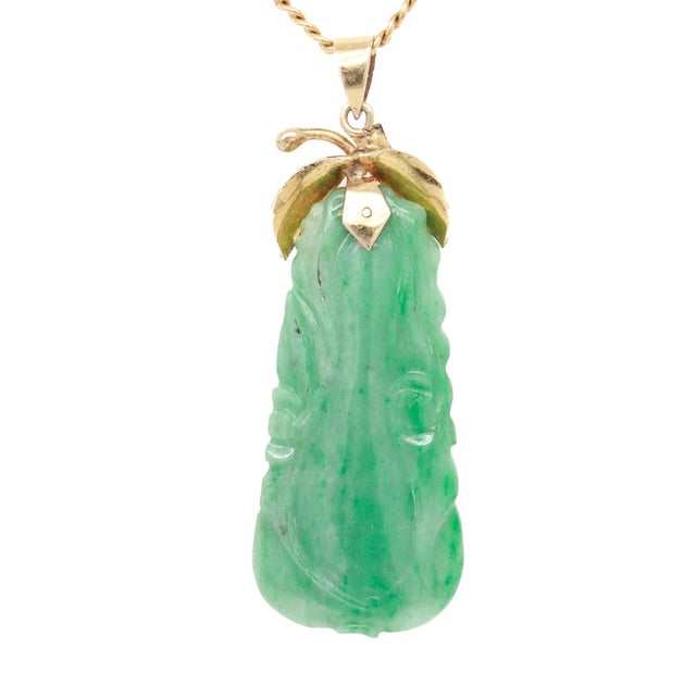 Vintage Chinese 14k Gold & Jade Figural Plum Pendant Necklace For Sale In Philadelphia - Image 6 of 11