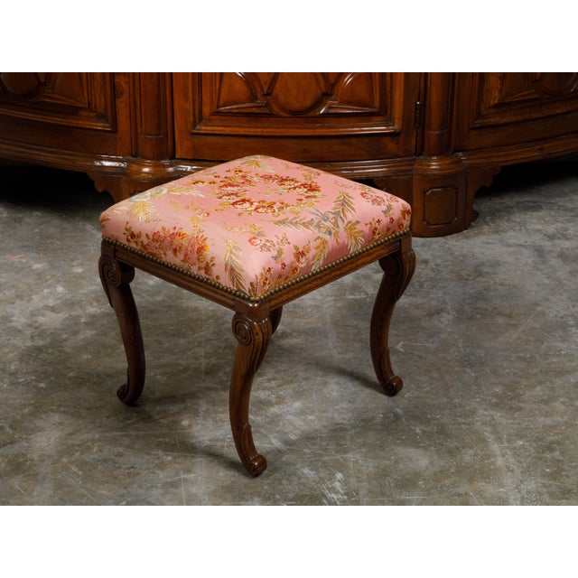 English 1820s Mahogany Stool with Floral Themed Upholstery and Cabriole Legs For Sale - Image 9 of 10