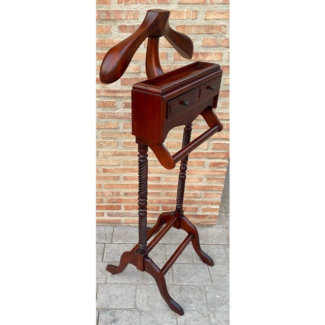 Spanish Baroque Revival Walnut Gentleman’s Valet Stand with Drawers, 1920s For Sale - Image 12 of 18