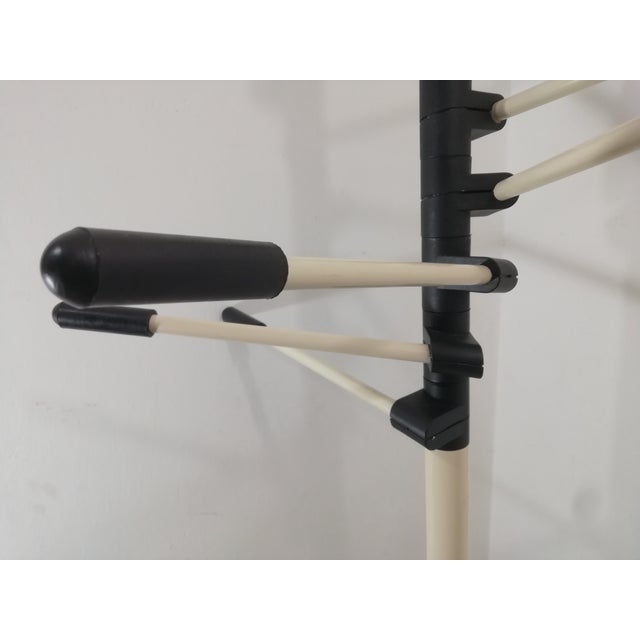 1960s Signa Column Coat Stand from Artemide, Italy, 1970s For Sale - Image 5 of 11