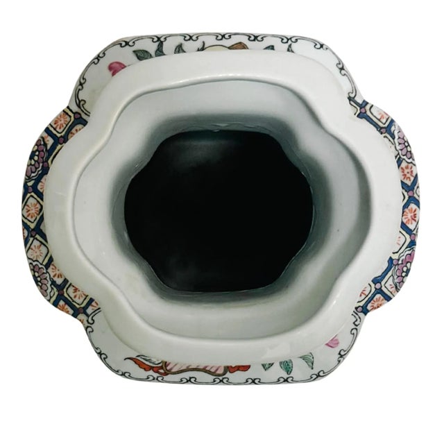 Maitland-Smith Chinoiserie Rose Medallion Quatrefoil Ceramic Vases - A Pair For Sale - Image 9 of 10