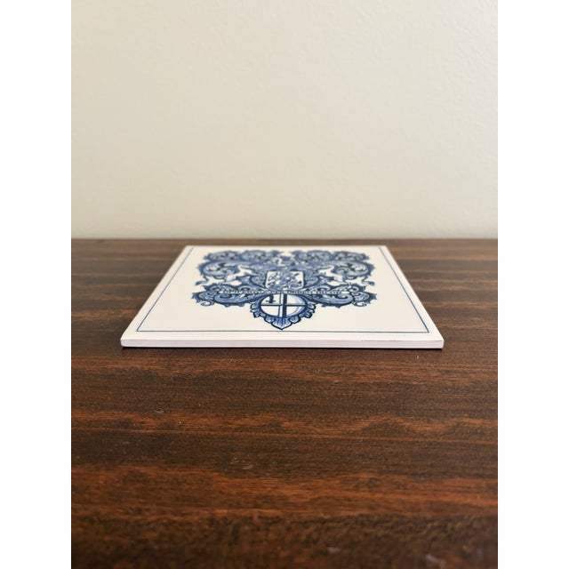 French Country Dutch Delft Blue and White Porcelain Tile With Heraldic Coat of Arms For Sale - Image 3 of 4