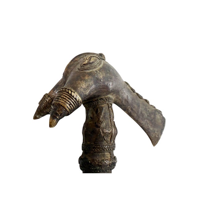 Rare Vintage Senufo Kpa'ana Bronze Ceremonial Figural Axe Côte d'Ivoire 13" H For Sale - Image 4 of 12
