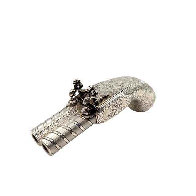 Gun-Shaped Silver Vermeil Snuff Cigarette Box, France, Early 20th Century For Sale - Image 6 of 17