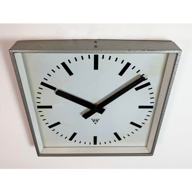 Large Grey Square Wall Clock from Pragotron, 1970s For Sale - Image 4 of 18