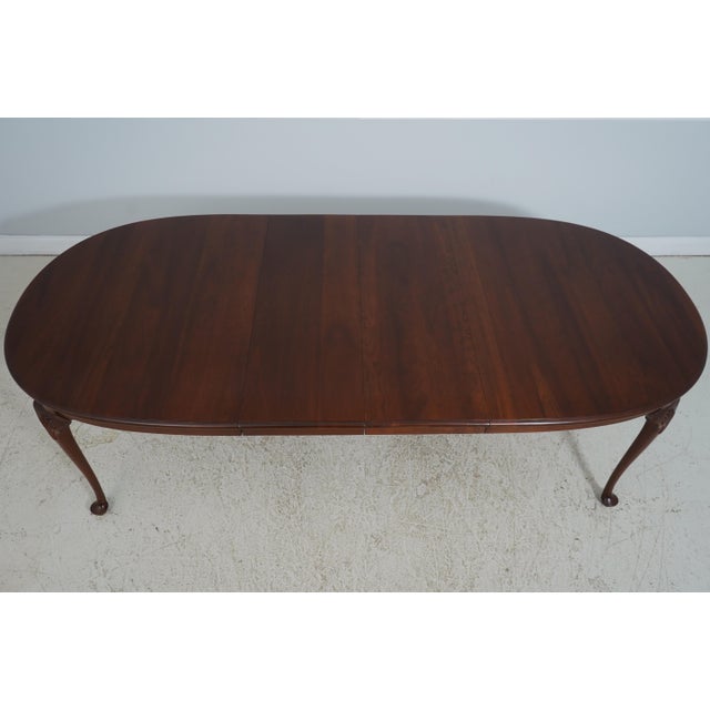 Stickley Queen Anne Cherry Dining Room Table W. 2 Leaves For Sale - Image 11 of 18