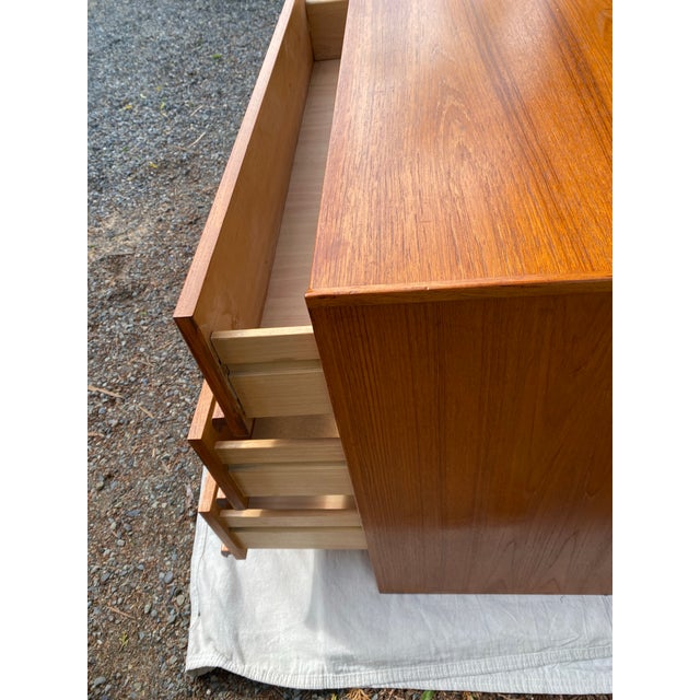 Wood Mid-Century Modern Danish Teak 6-Drawer Dresser / Credenza For Sale - Image 7 of 11