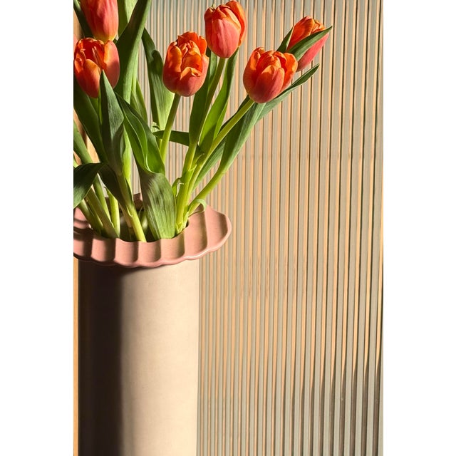Ceramic Postmodern Pink Ceramic Vase by Masa Mami, Hawaii Circa 1980 For Sale - Image 7 of 12