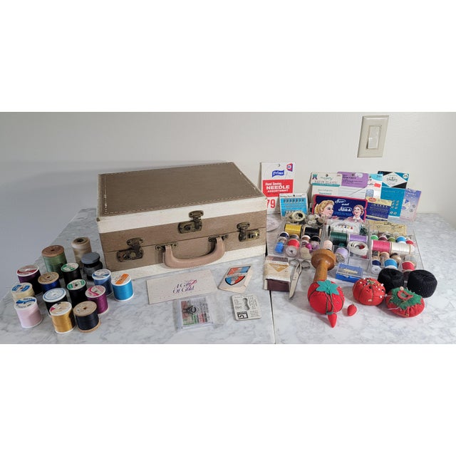 Vintage Sewing Kit With Notions For Sale - Image 18 of 18
