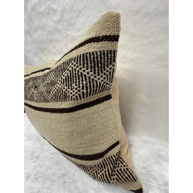 Contemporary Turkish Hemp Pillow Cushion Natural Beige Brown Pillow Cushion Cover 16" x 24" For Sale - Image 3 of 4
