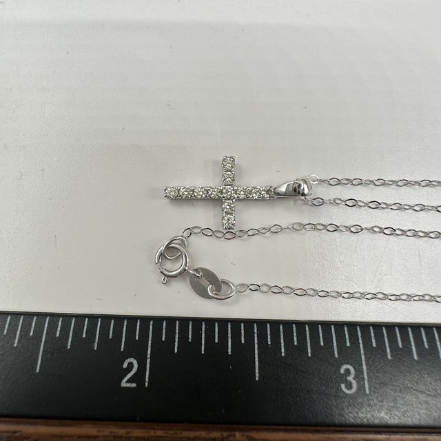Early 21st Century Natural Diamond Cross Necklace in 14kt White Gold – 0.20ctw, 18in, New For Sale - Image 5 of 5