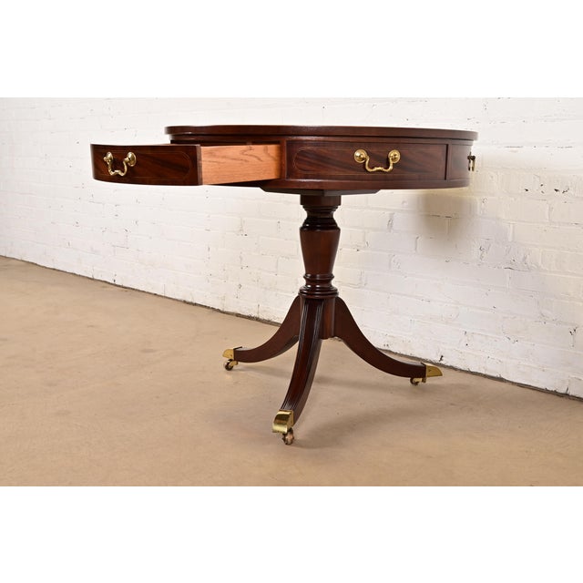 Baker Furniture Georgian Flame Mahogany Pedestal Drum Side Table or Tea Table, Newly Refinished For Sale In South Bend - Image 6 of 14