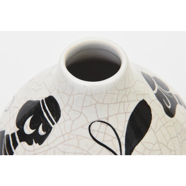 1950s Mid Century Modern Rare Heidi Bohmer Crackled Ceramic Vessel or Vase, 1950's, Germany For Sale - Image 5 of 10