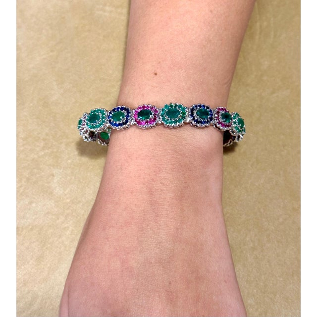 8 Ct Oval Cut Emerald & Ruby & Sapphire Tennis Bracelet 14 Kt White Gold 25.5Gm For Sale - Image 13 of 18