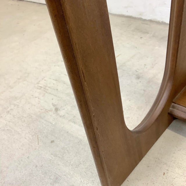 Mid-Century Modern Walnut End Table With Glass Top For Sale - Image 10 of 13