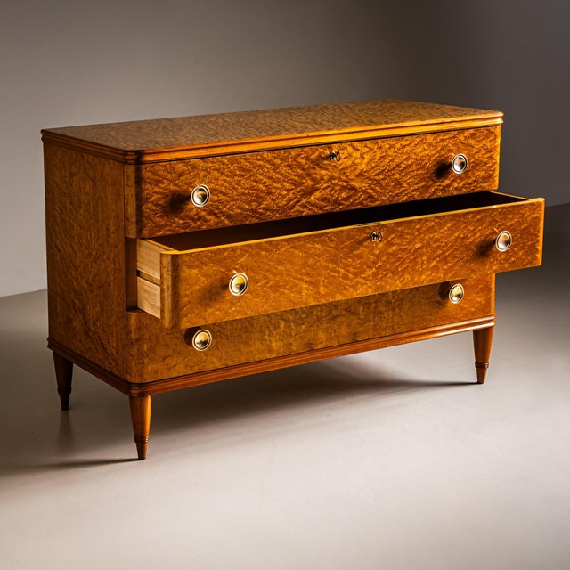 Art Deco Chest of Drawers With Birch Burl Veneer, Probably Sweden, 1930/40s For Sale - Image 4 of 7