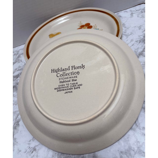 1960s Mid Century Modern Stoneware Dinner Plates, Set of Five For Sale - Image 4 of 6