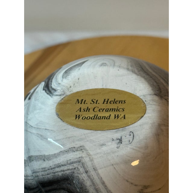 1990s Mt St Helens Ceramic Ash Glazed Vase Black White Swirl Volcano 8” Artist Signed For Sale - Image 11 of 12