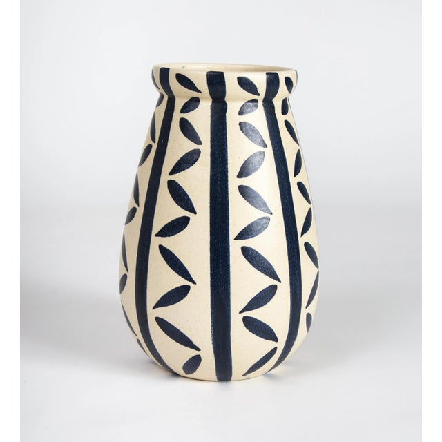 Ceramic 1970's Hand Painted Italian Flavia Montelupo Vase For Sale - Image 7 of 7